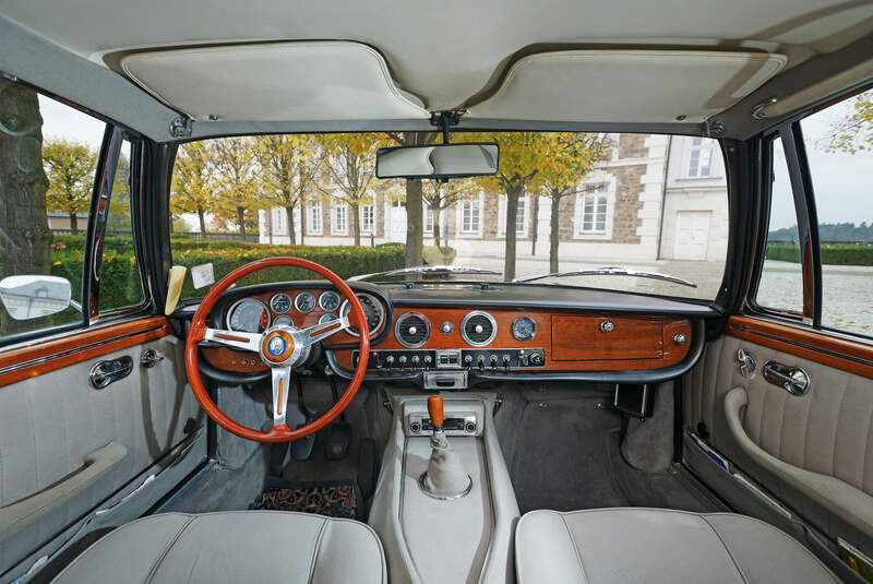 Maserati Quattroporte I 4200, Cockpit