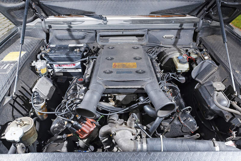 Maserati Quattroporte III 4900, Motor