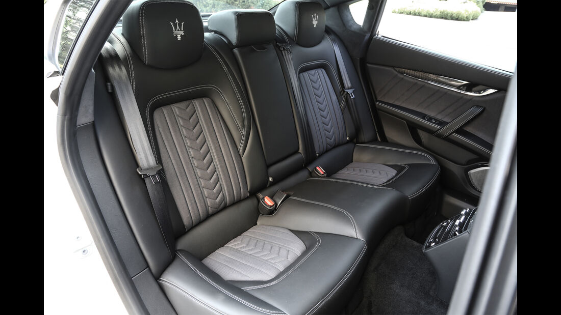 Maserati Quattroporte, Interieur