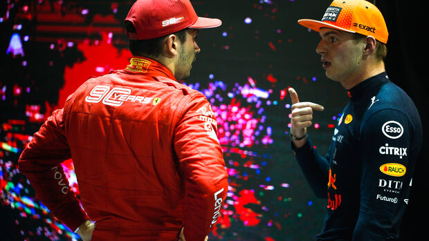 Max Verstappen - Red Bull - Charles Leclerc - Ferrari - GP Singapur 2019