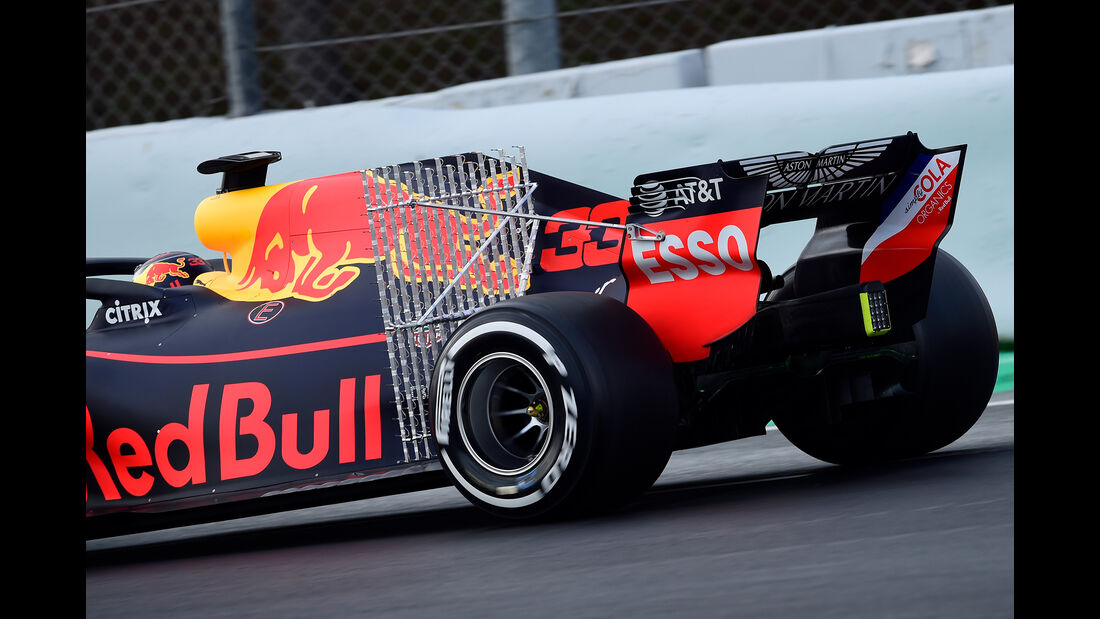Max Verstappen - Red Bull - F1-Test - Barcelona - Tag 2 - 27. Februar 2018