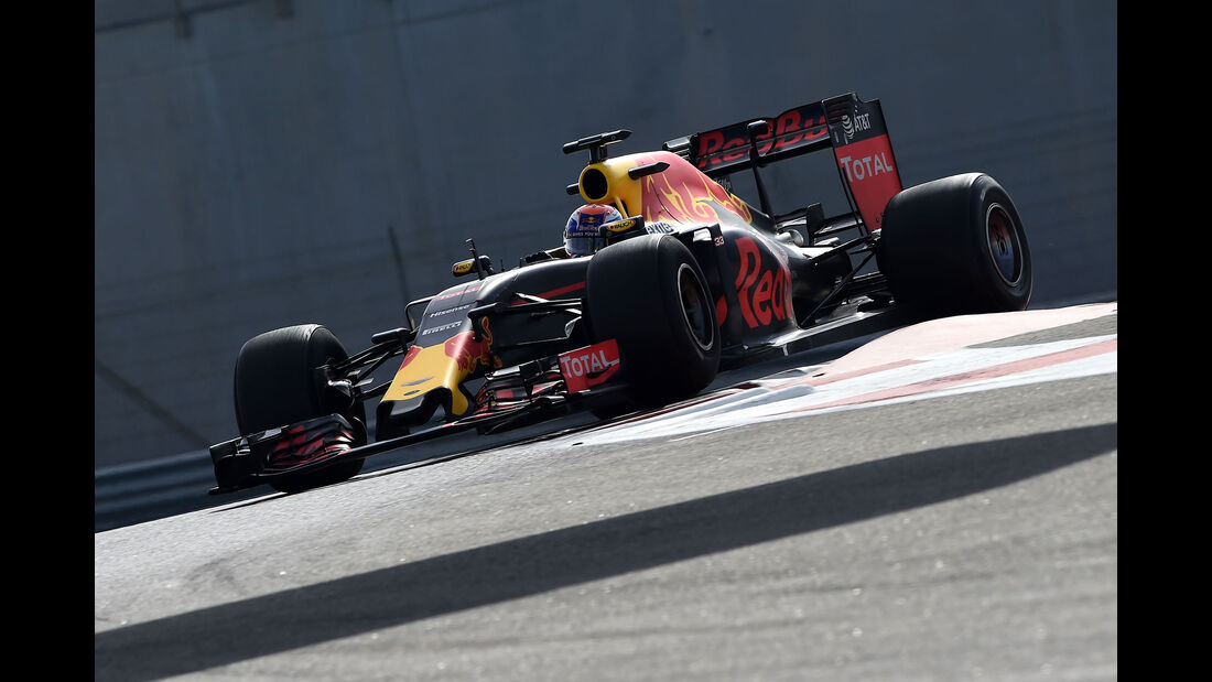 Max Verstappen - Red Bull - Pirelli-Test - Abu Dhabi