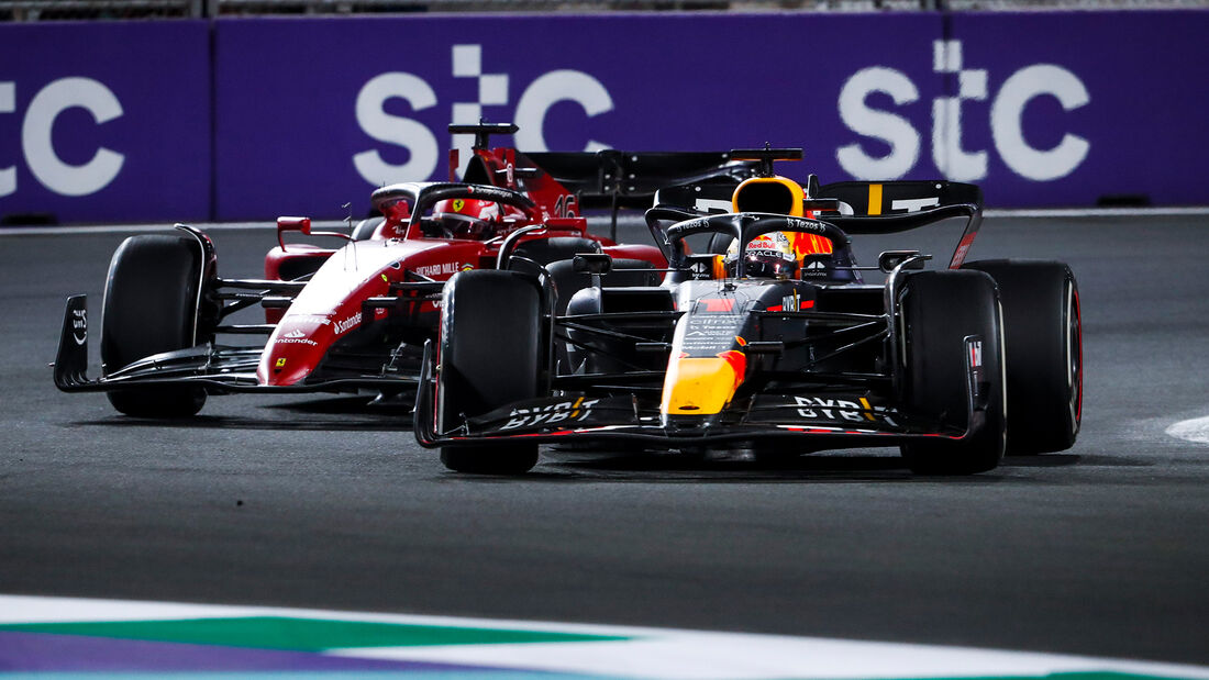 Max Verstappen vs. Charles Leclerc - Formel 1 - GP Saudi Arabien 2022 - Rennen