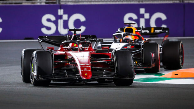 Max Verstappen vs. Charles Leclerc - Formel 1 - GP Saudi Arabien 2022 - Rennen