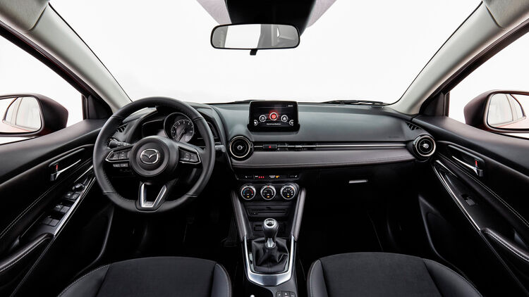 Mazda 2 Facelift 17 Fotos Daten Marktstart Preise Auto Motor Und Sport