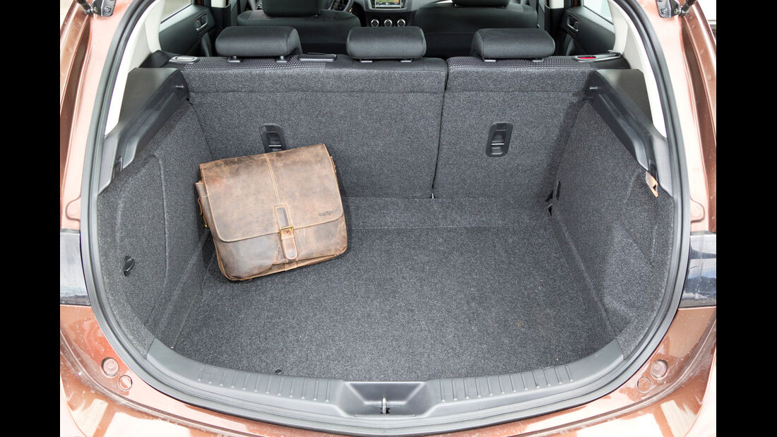 Mazda 3 2.2 MRZ-CD, Kofferraum, Ladefläche
