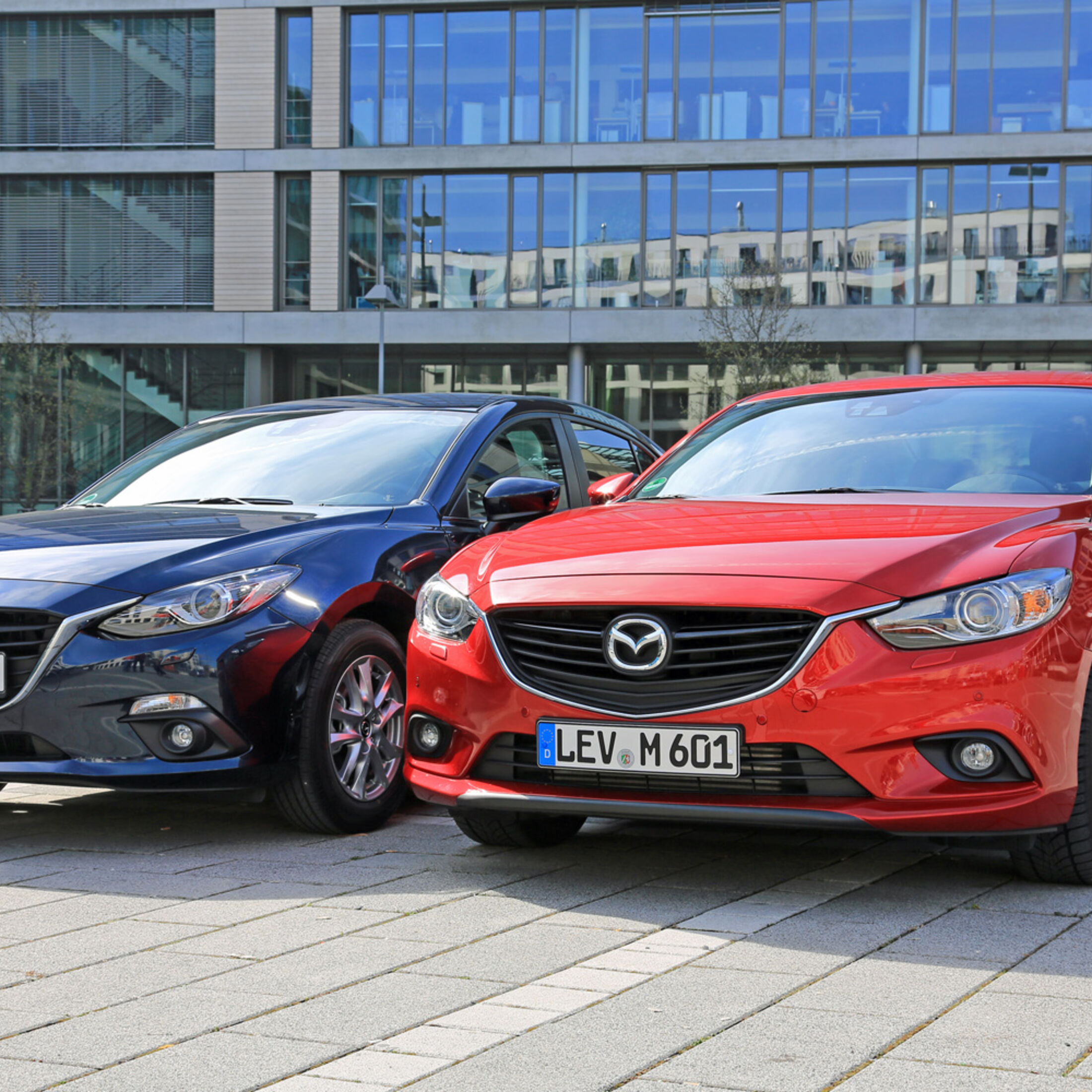Kaufberatung Mazda 3 oder Mazda 6: Welche Limousine ist die bessere Wahl?