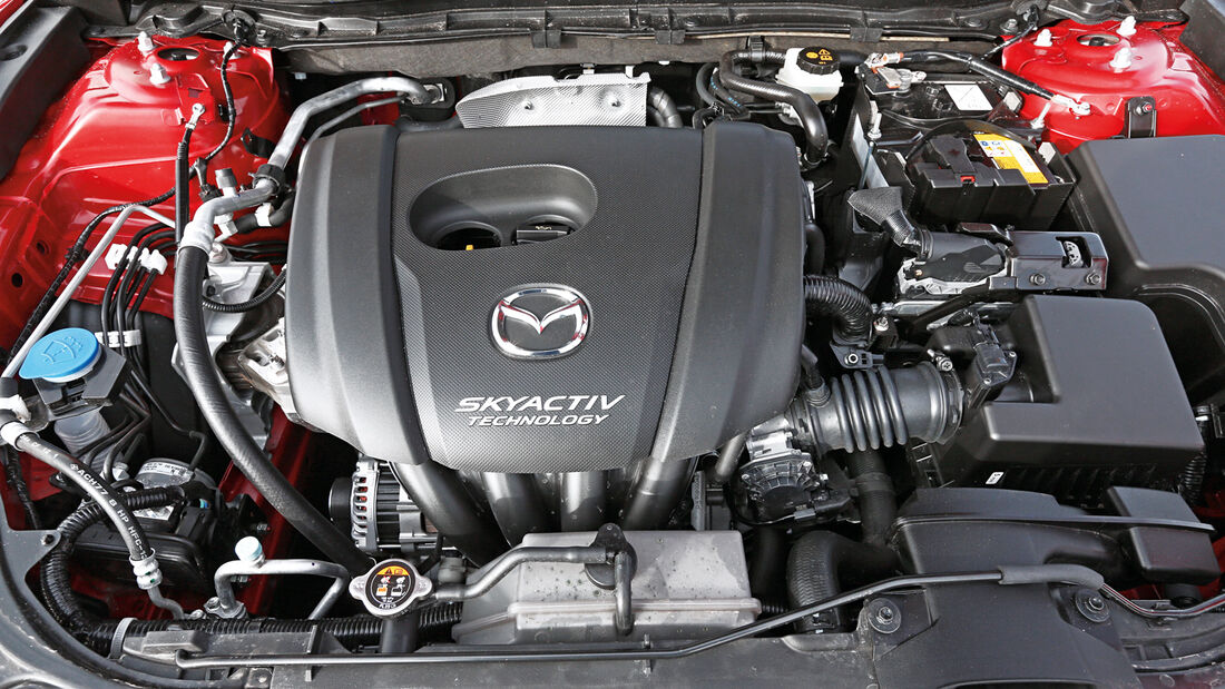 Mazda 3, Motor