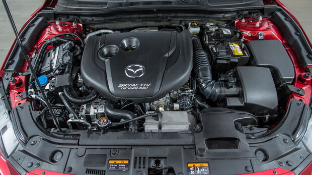 Mazda 3 Skyactiv-D 150, Motor