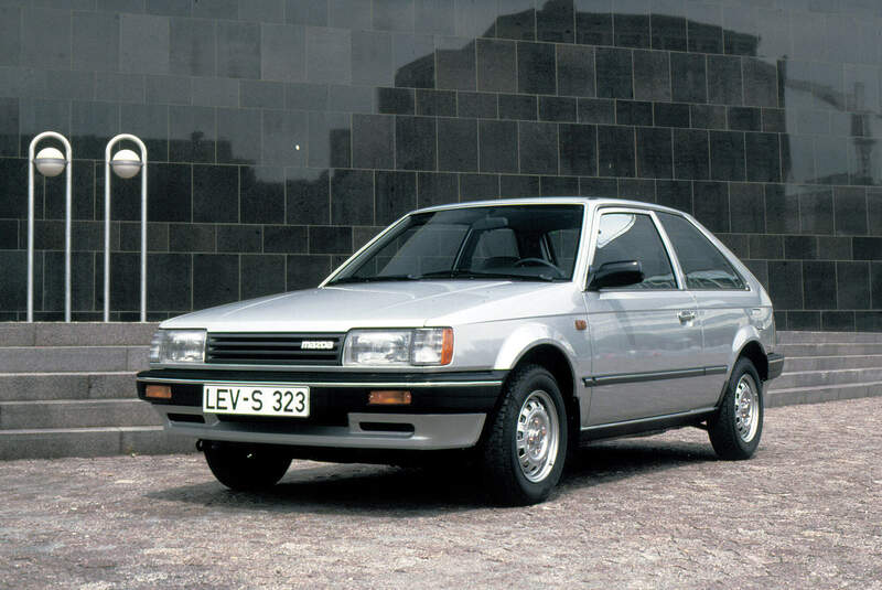 Mazda 323 Historie