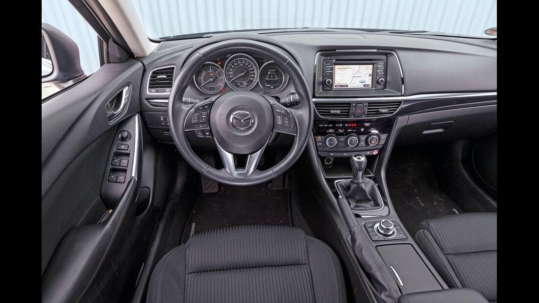 Mazda 6 2.2 D, Cockpit, Lenkrad