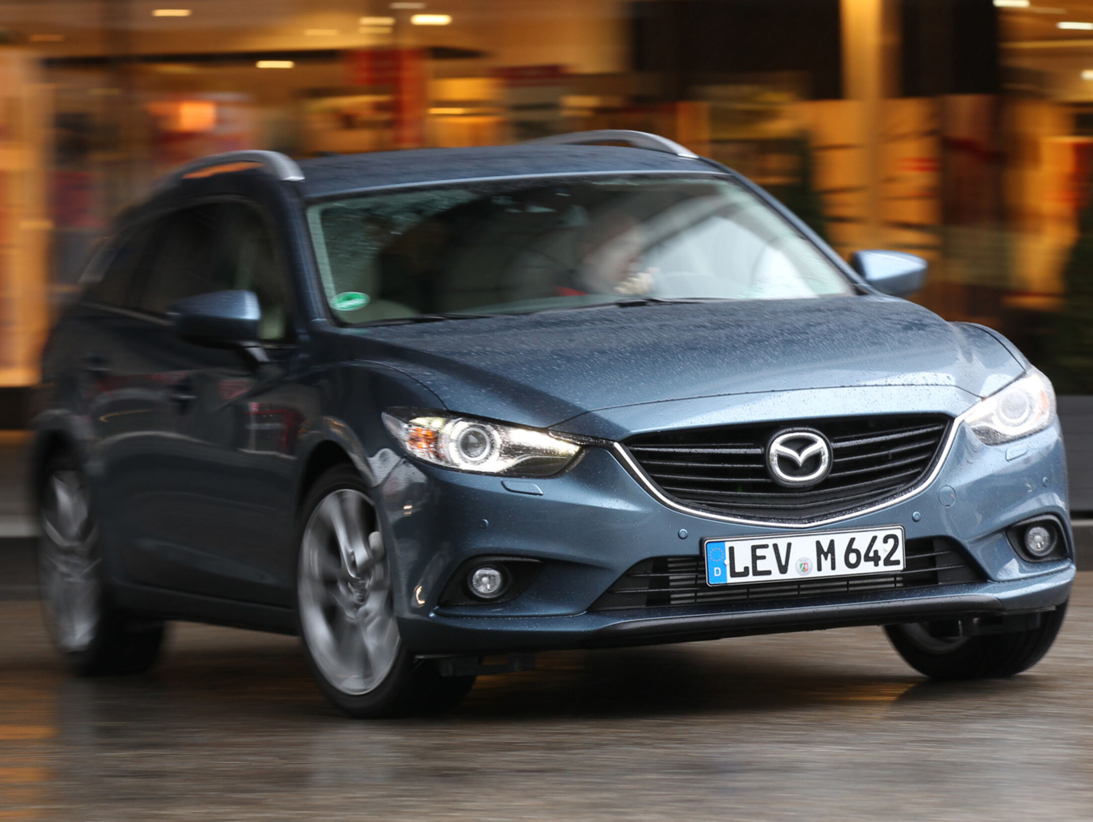 Mazda 6 Kombi Gebraucht kaufen in Stuttgart - Gebrauchtwagen