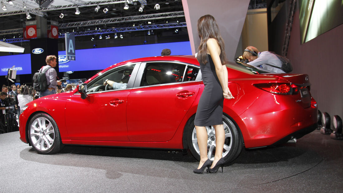 Mazda 6, Messe, Autosalon Paris 2012