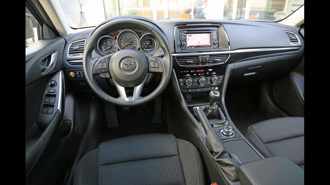 Mazda 6 Skyaktiv-D 150, Cockpit
