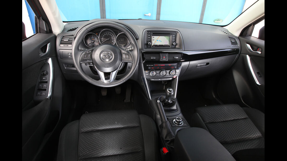 Mazda CX-5 2.2 D, Cockpit, Lenkrad