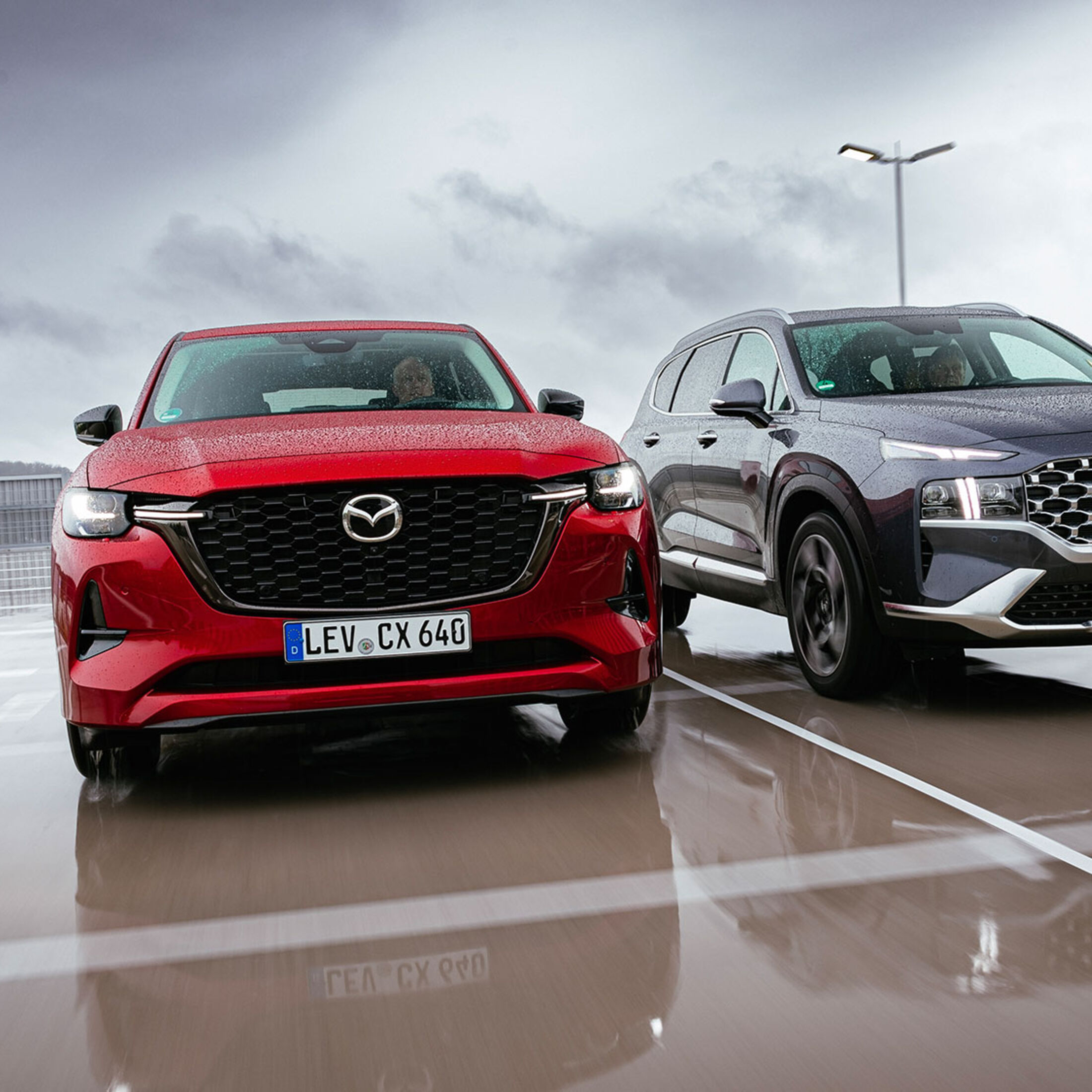 Mazda CX-60 vs. Hyundai Santa Fe: Sechs- gegen Vierzylinder-Diesel