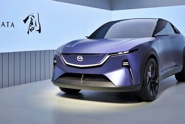 Mazda enthüllt Gegner für Tesla Model Y