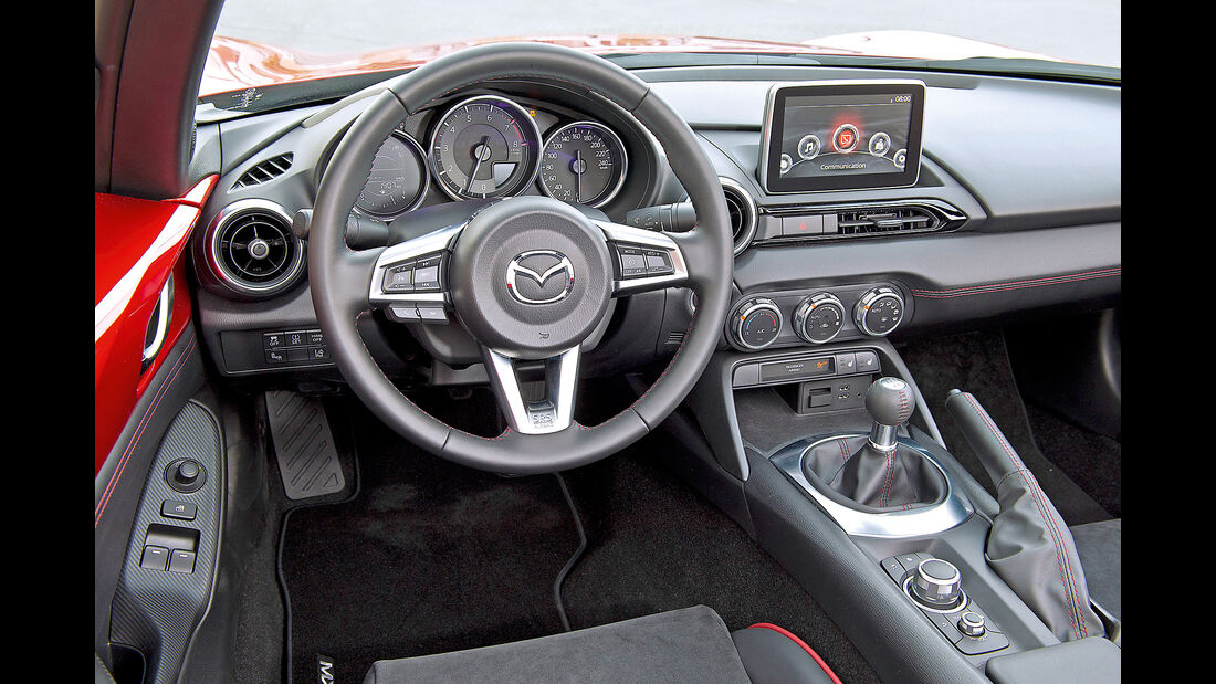 Mazda MX-5, Cockpit