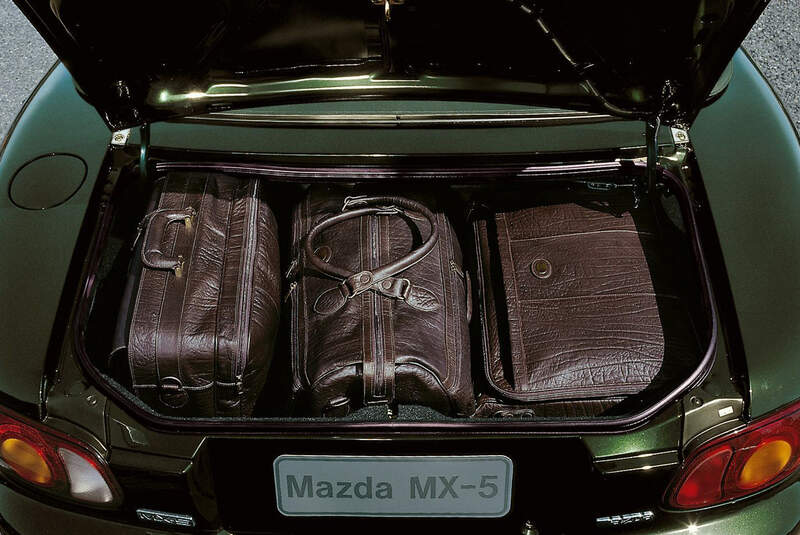 Mazda MX-5 NB (1998) - Roadster - Kofferraum 