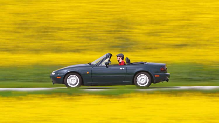 Mazda Mx 5 Jubilaum 25 Jahre In 25 Kilometern Auto Motor Und Sport