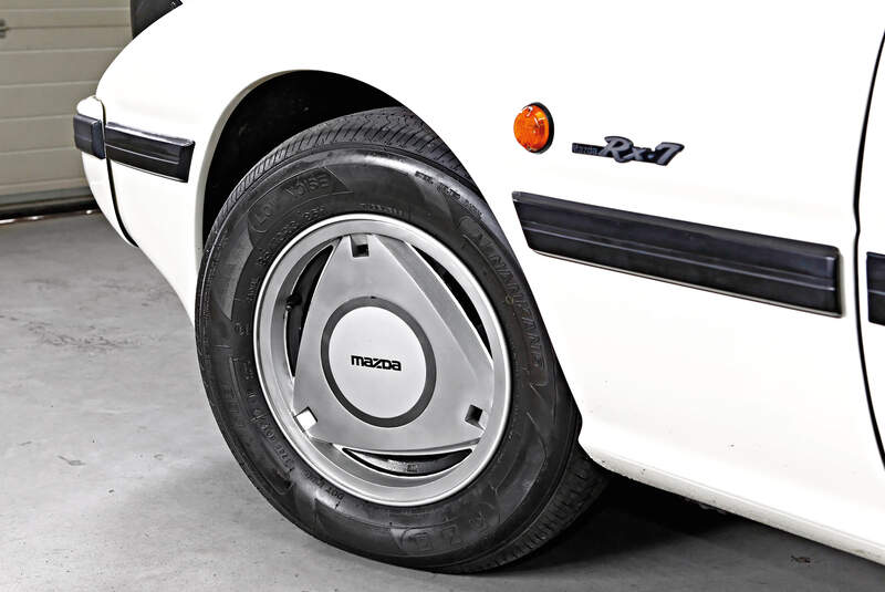 Mazda RX-7, Rad, Felge