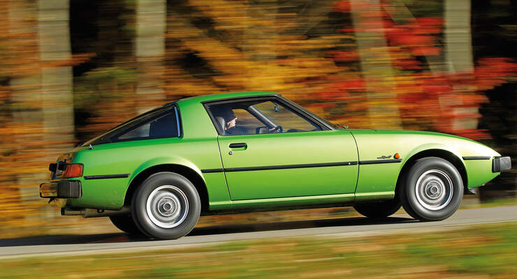 Mazda RX-7, Seitenansicht