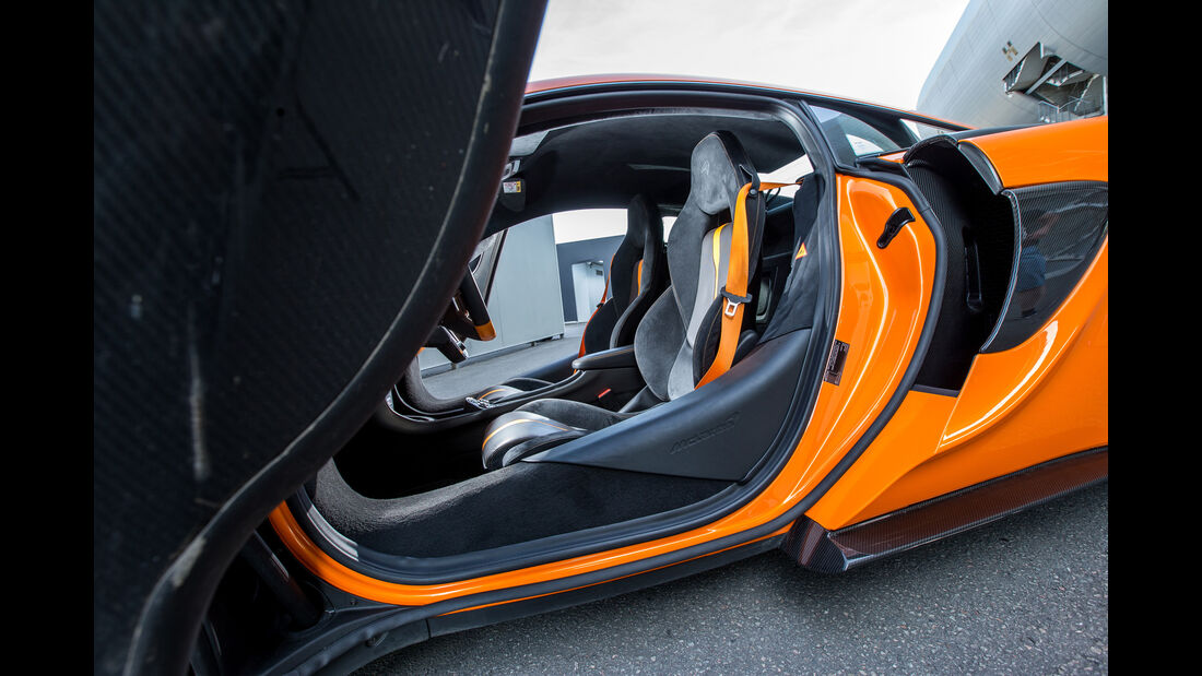 McLaren 570S, Sitze