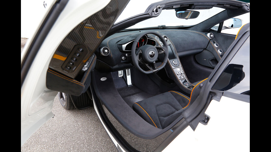 McLaren 650S Spider, Cockpit, Seitentüre