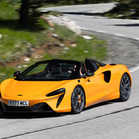 McLaren Artura Spider