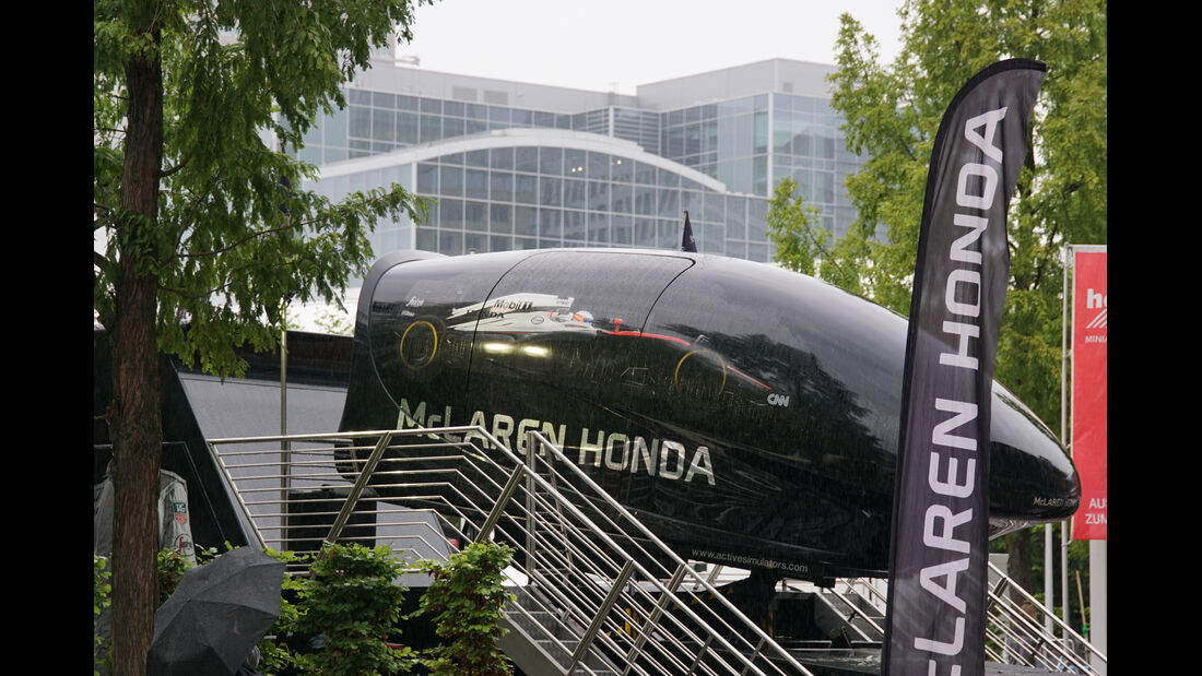 McLaren Honda Fahrsimulator