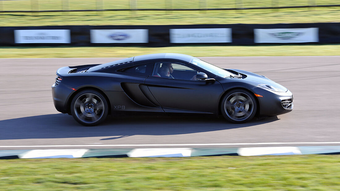 McLaren MP4-12C, Jenson Button, Lewis Hamilton