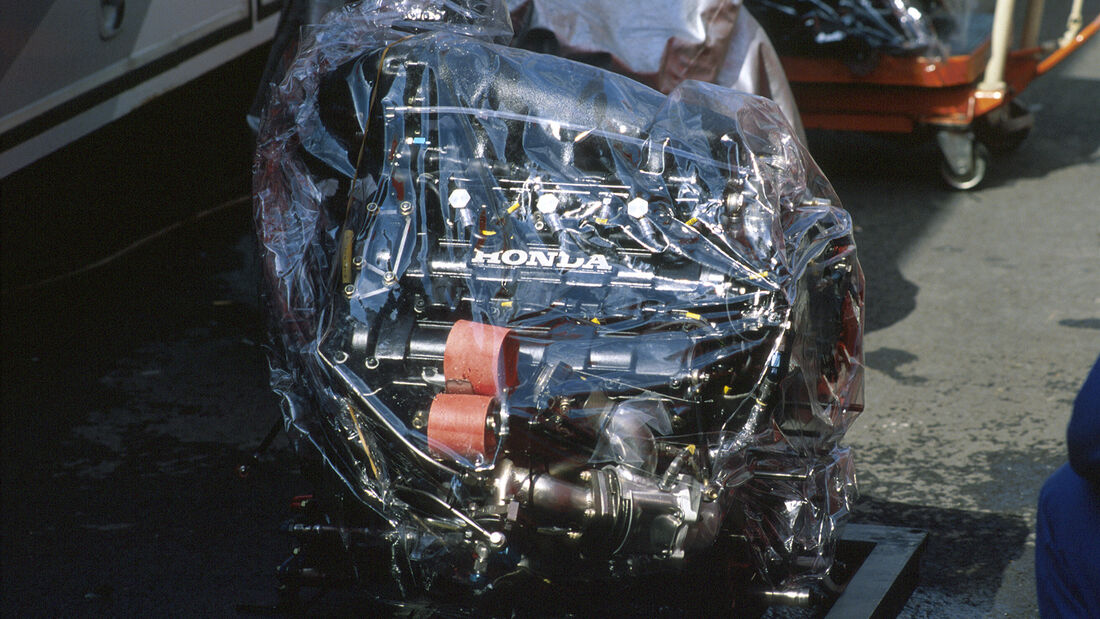 McLaren MP4-4 - Honda V6-Turbo Motor - 1988