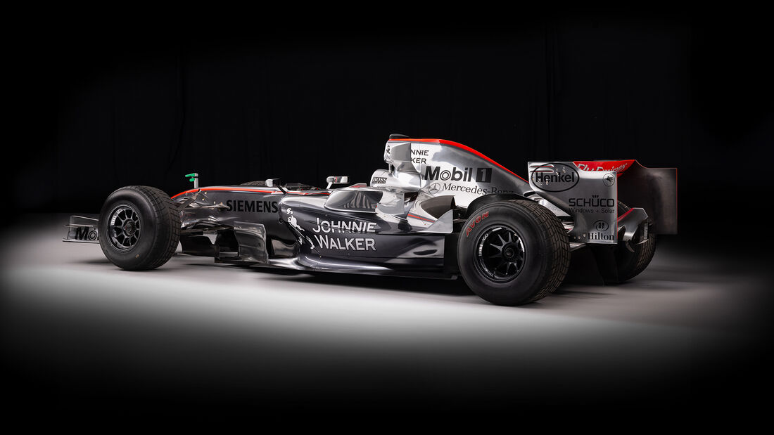 McLaren-Mercedes MP4-21 - Lewis Hamilton - Juan Pablo Montoya - RM Sotheby's - Auktion - Monterey