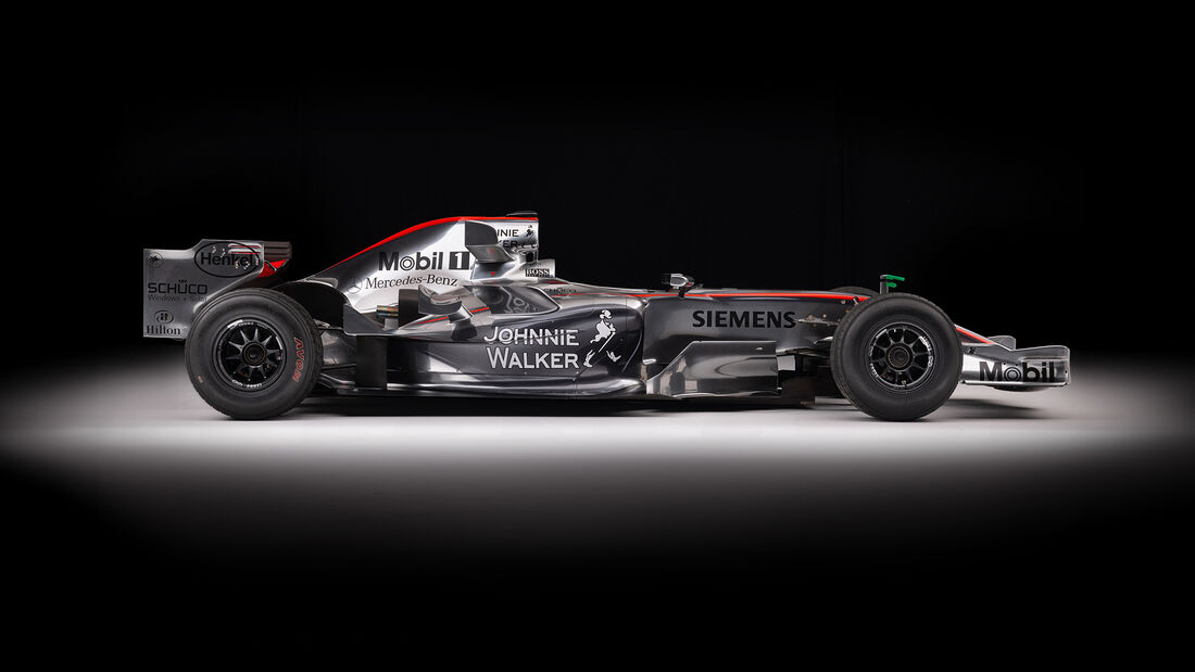 McLaren-Mercedes MP4-21 - Lewis Hamilton - Juan Pablo Montoya - RM Sotheby's - Auktion - Monterey