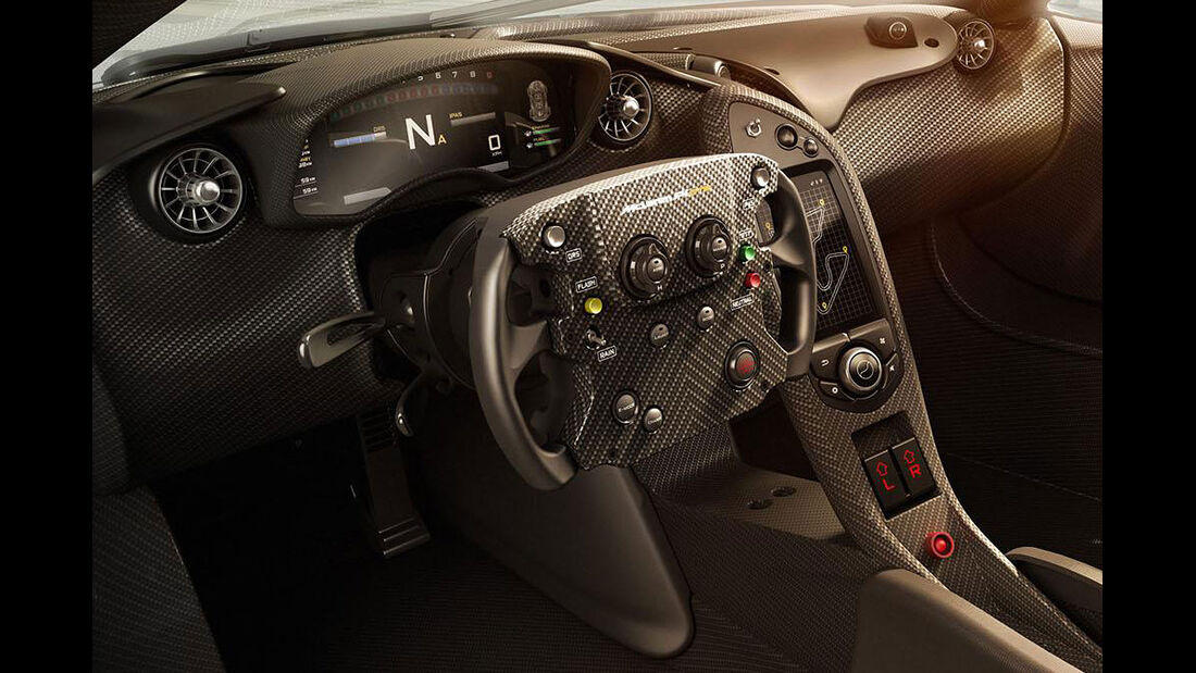 McLaren P1 GTR Cockpit