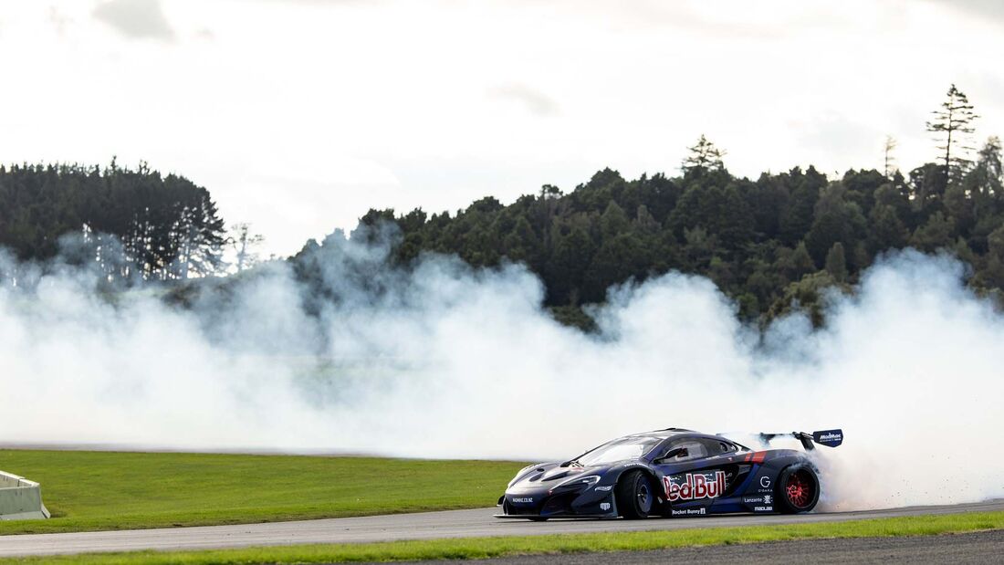 McLaren P1 als Driftcar in Goodwood.