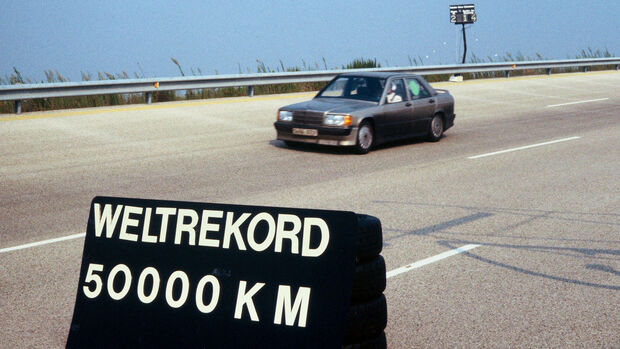 Mercedes 190E 2.3-16 Nardo Weltrekord (1983)