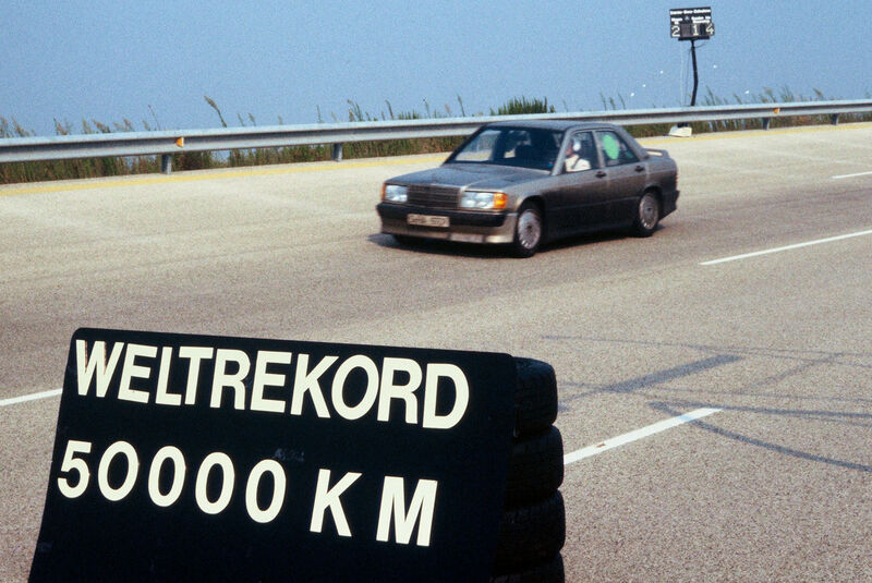 Mercedes 190E 2.3-16 Nardo Weltrekord (1983)