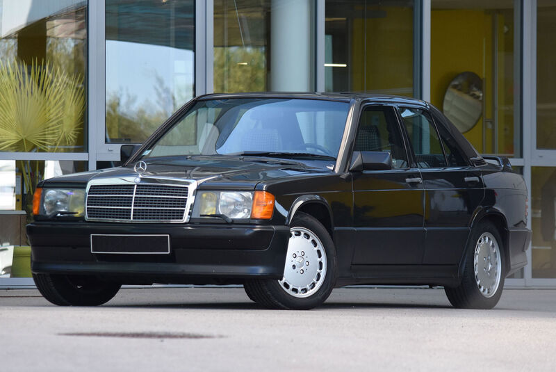Mercedes 190E 2.5-16 W201 (1989)