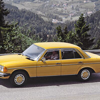 Mercedes 230 E (W123)