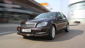 Mercedes 250 CDI, Frontansicht, Fahrt