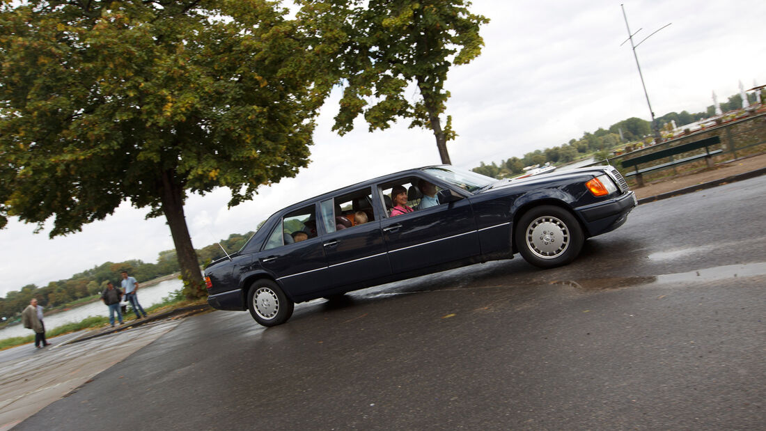 Mercedes 260 E lang