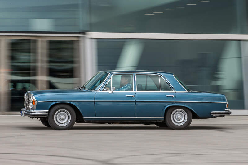 Mercedes 280 SE 3.5, Seitenansicht