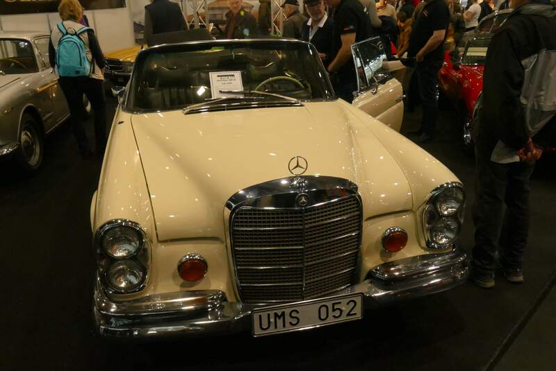 Mercedes 280 SE auf der Bremen Classic Motorshow 2020