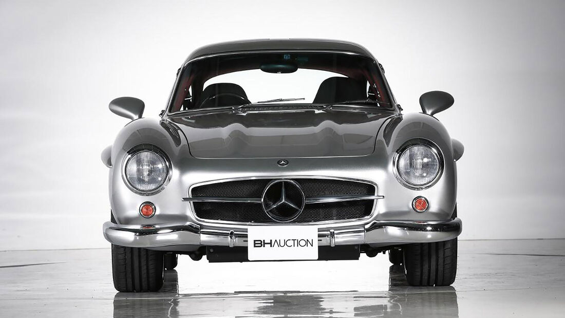 Mercedes 300 SL Flügeltürer AMG-Restomod