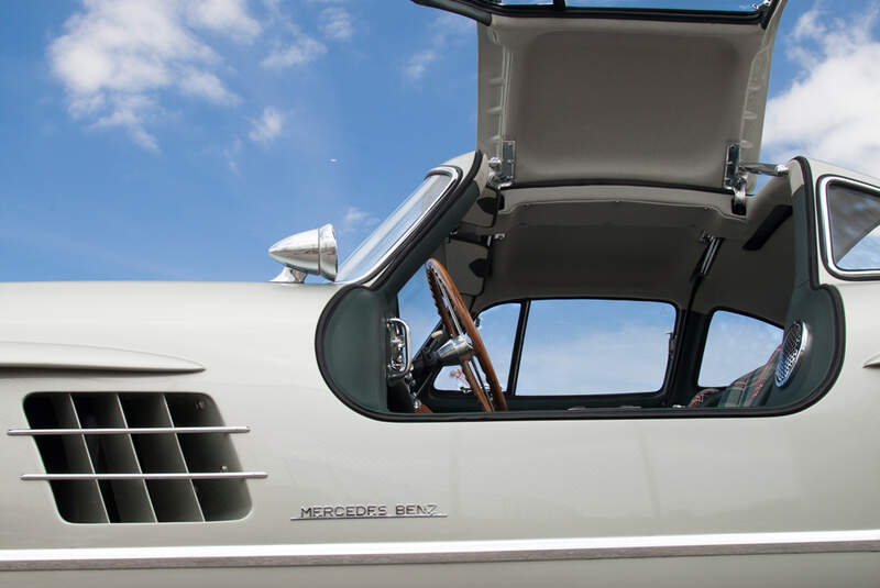 Mercedes 300 SL, Max Hoffman, Flügeltürer