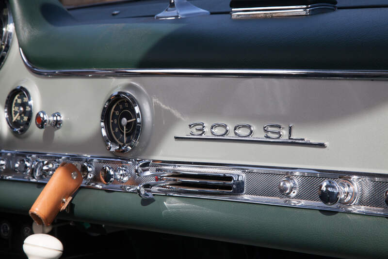Mercedes 300 SL, Max Hoffman, Radio