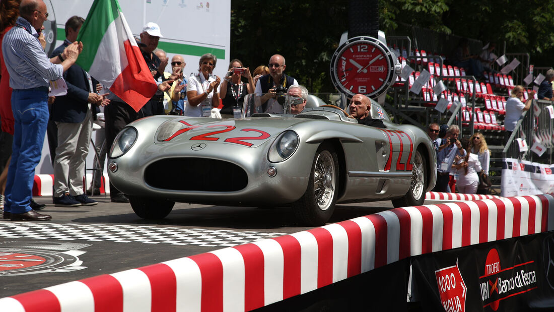 Mercedes 300 SLR 722 StartrampeMille Miglia Brescia 2015