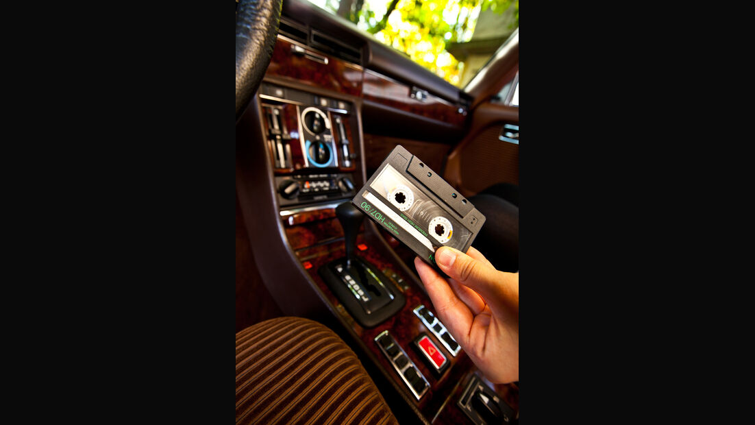Mercedes 450 SEL 6.9, Mittelkonsole, Cassettenradio