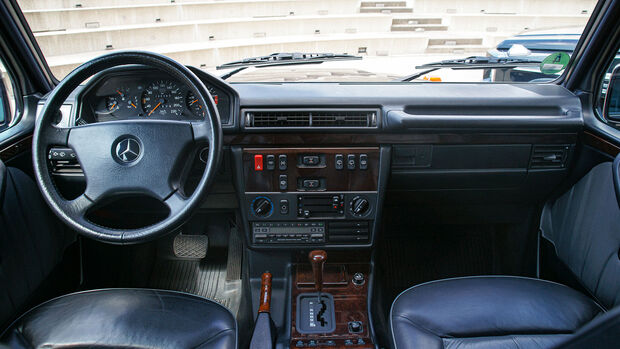 Mercedes 500 GE W463 (1993) G-Klasse Cockpit